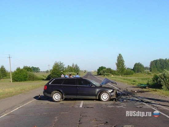 ДТП на трассе Киев-Ковель : Audi A6 влетела в BMW 316 - погиб парень, водители с тяжелыми травмами в больнице (ФОТО) 