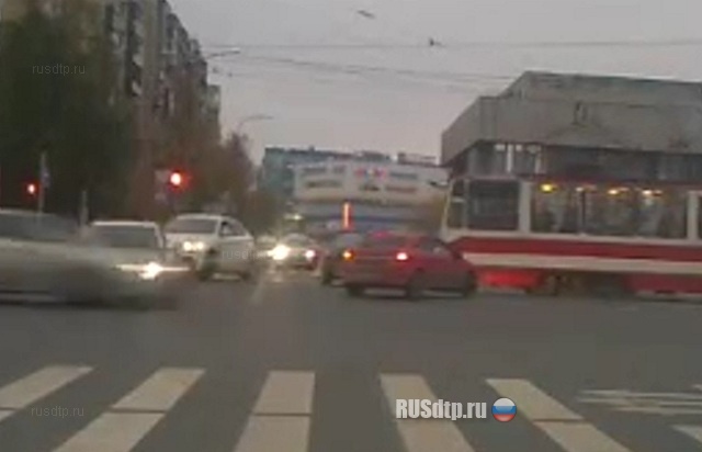 Красиво погасил фары Красиво погасил фары