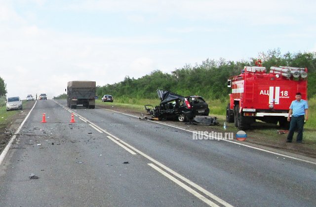 Семья попала в смертельное ДТП на автодороге Оренбург - Уфа
