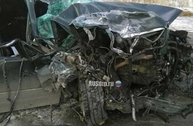 В Казахстане погиб водитель Мерседеса