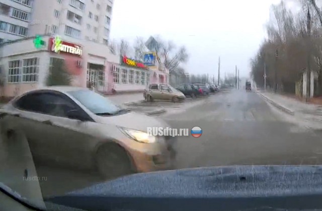 В Твери женщина на «Солярисе» отправила в больницу водителя «Дастера» В Твери женщина на «Солярисе» отправила в больницу водителя «Дастера»