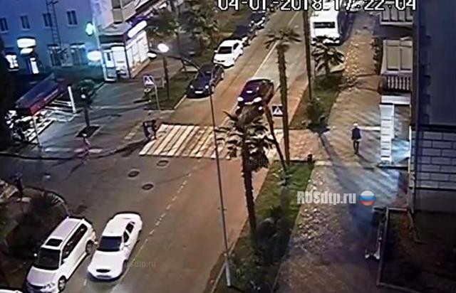 В Сочи водитель сбил ребенка и скрылся с места ДТП В Сочи водитель сбил ребенка и скрылся с места ДТП