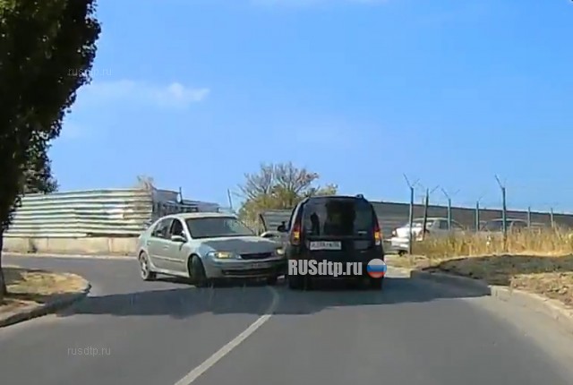 Вся компания синяя (с) Вся компания синяя (с)