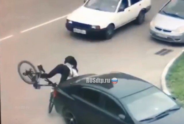 "Нападение" велосипедиста "Нападение" велосипедиста
