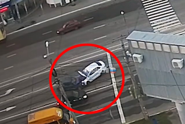 Не вписался в поворот Не вписался в поворот