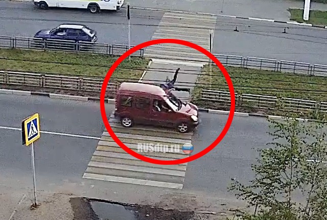 В Твери водитель сбил пешехода и скрылся с места ДТП. Видео В Твери водитель сбил пешехода и скрылся с места ДТП. Видео