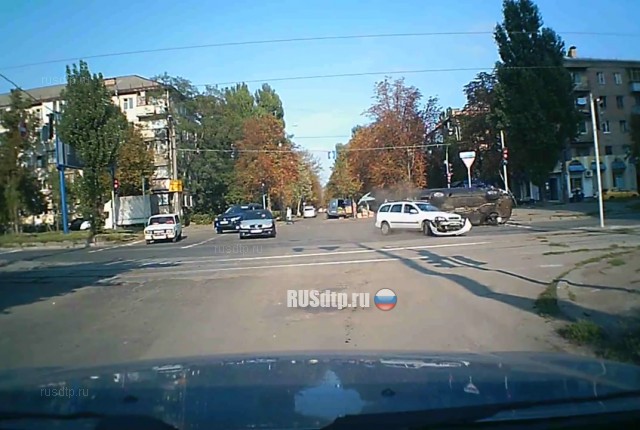 Налево с правого ряда (с) Налево с правого ряда (с)
