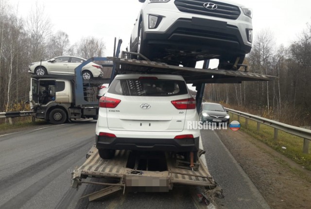 Оторвавшееся от КАМАЗа колесо угодило в автовоз на трассе М-5 в Башкирии
