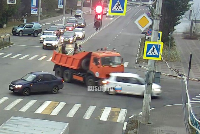 ДТП и наезд на пешехода в Белгороде ДТП и наезд на пешехода в Белгороде