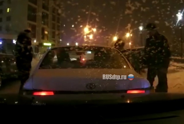 В Тюмени экс-полицейский напал на водителя, который сделал ему замечание В Тюмени экс-полицейский напал на водителя, который сделал ему замечание