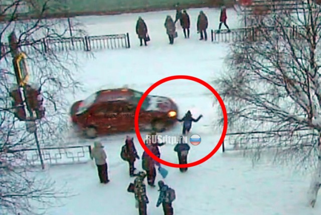 В Кандалакше водитель сбил ребенка и скрылся с места ДТП. Видео В Кандалакше водитель сбил ребенка и скрылся с места ДТП. Видео
