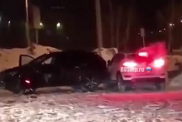 Застала мужа с любовницей Застала мужа с любовницей