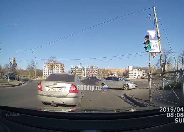 Оба под запрещающий (с) Оба под запрещающий (с)