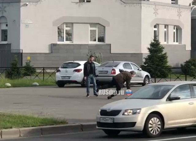 Получил удар, встал и все равно уехал (с) Получил удар, встал и все равно уехал (с)