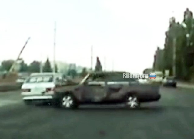 ДТП возле СКК в Курске ДТП возле СКК в Курске