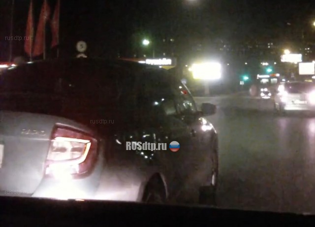 Сообщил обоим печальную новость (c) Сообщил обоим печальную новость (c)