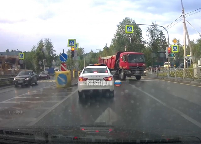 ДТП на Выборгском шоссе ДТП на Выборгском шоссе