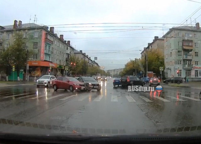 Lada Vesta vs Kia Rio Lada Vesta vs Kia Rio