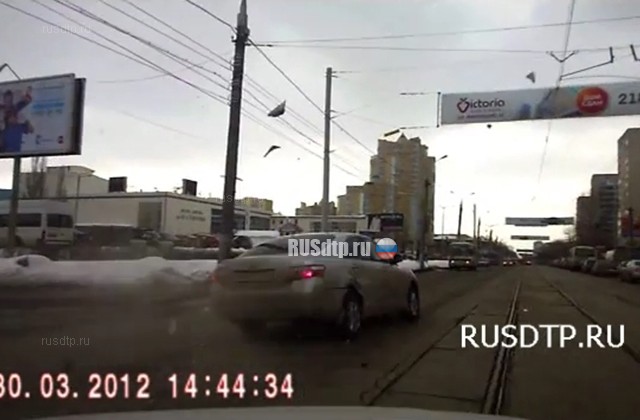 Водителя Camry лишили прав на 4 месяца Водителя Camry лишили прав на 4 месяца