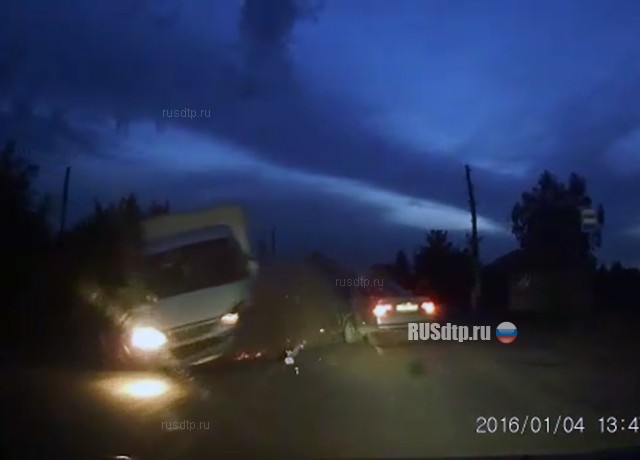 В Бийске водитель уснул за рулем и врезался в Газель. ВИДЕО В Бийске водитель уснул за рулем и врезался в Газель. ВИДЕО