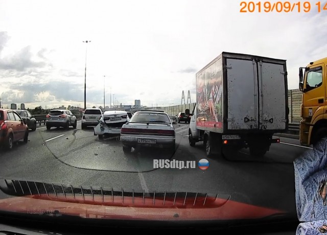 ДТП перед Вантовым мостом ДТП перед Вантовым мостом
