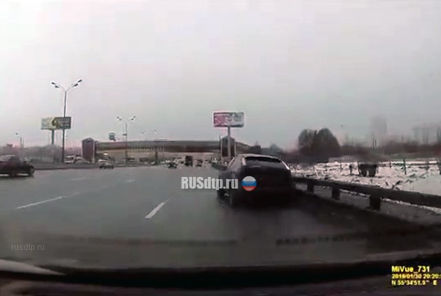То ли пьяный, то ли уснул (с) То ли пьяный, то ли уснул (с)
