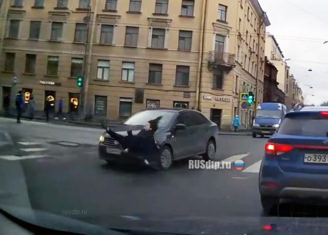 Сбили женщину на Каменноостровском Сбили женщину на Каменноостровском