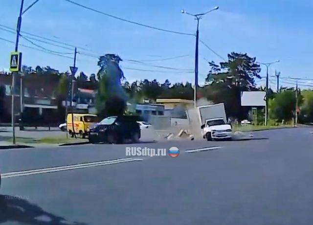 Жесткое ДТП в Тольятти Жесткое ДТП в Тольятти