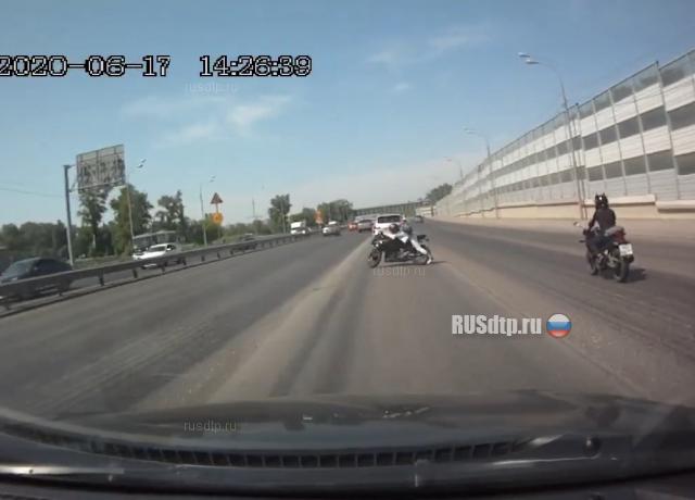 Ехали две девушки (с) Ехали две девушки (с)