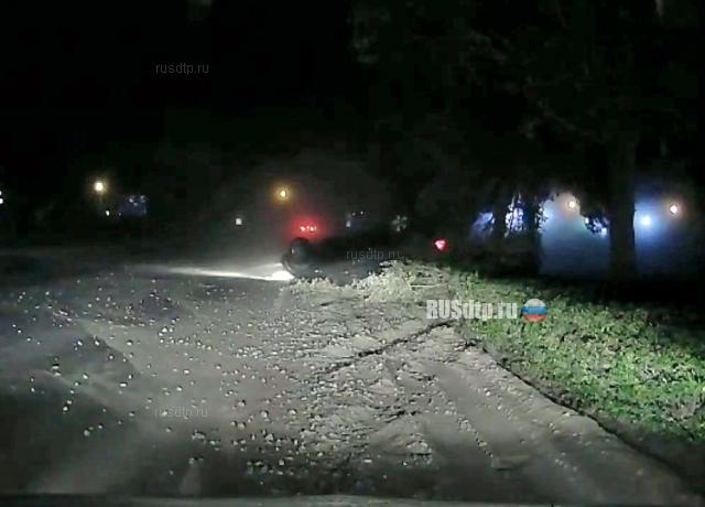 Зацепил обочину и понесло Зацепил обочину и понесло