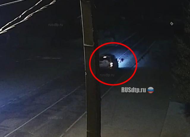 В Усть-Куте Mitsubishi Pajero переехал лежащего на дороге мужчину. ВИДЕО В Усть-Куте Mitsubishi Pajero переехал лежащего на дороге мужчину. ВИДЕО
