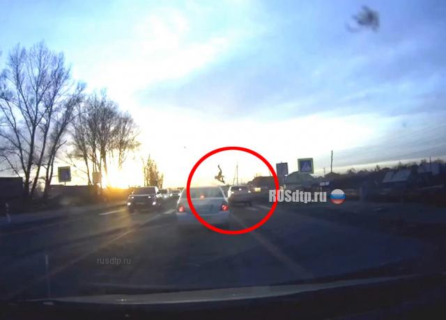 Девушка насмерть сбила пешехода в Абакане. ВИДЕО Девушка насмерть сбила пешехода в Абакане. ВИДЕО