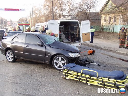Три автомобиля столкнулись в Нижнем Новгороде