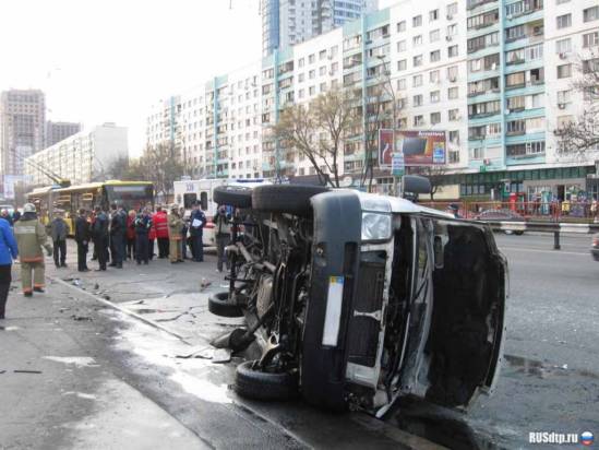 В Киеве в результате дтп один человек погиб