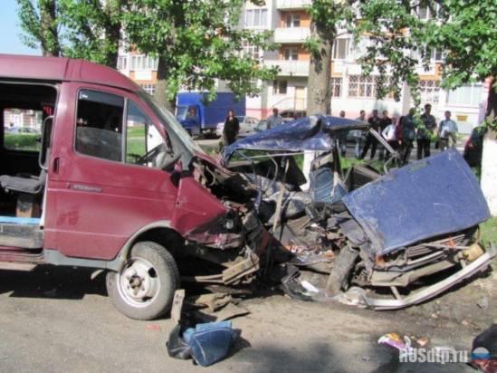 Авария в Брянске с участием маршрутного такси