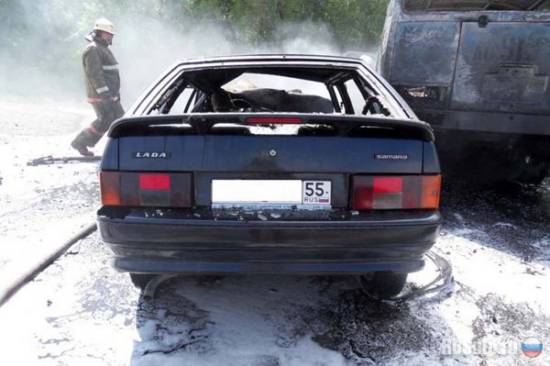 В Омской области в результате ДТП автобус и жигули сгорели дотла