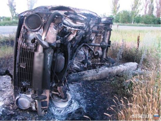 На Николаевщине автомобиль сгорел вместе с водителем