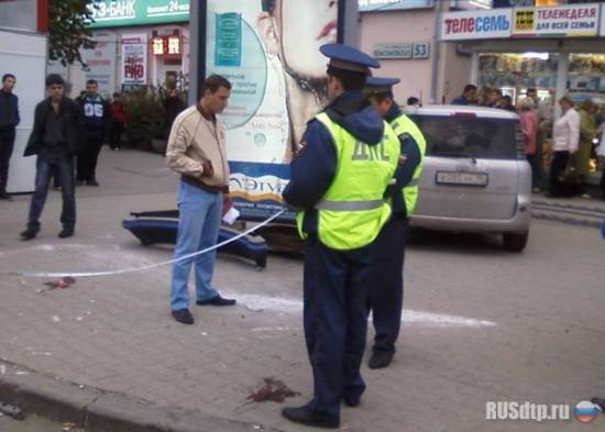 В Екатеринбурге иномарка сбила девять человек