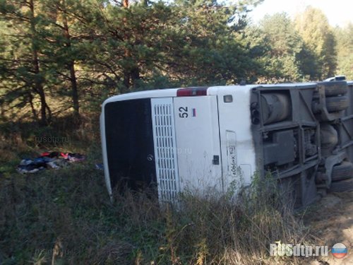 Во Владимирской области перевернулся автобус с детьми