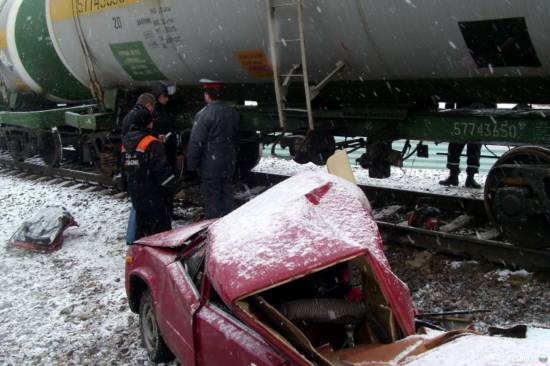 Трагедия на железнодорожном переезде в Смоленской области