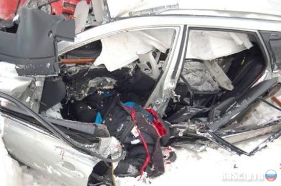 На трассе Ульяновск - Самара погибли три человека