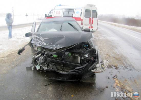 Volkswagen Passat и Toyota Camry столкнулись в Витебской области