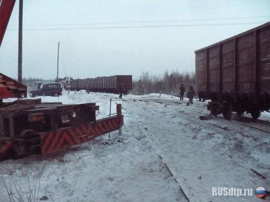 Поезд переехал бензовоз в Иркутской области