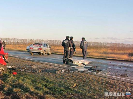 В Краснодарском крае в лобовом столкновении погибли 4 человека