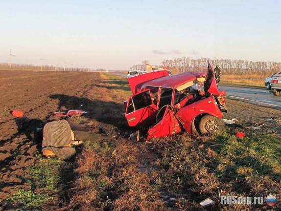 В Краснодарском крае в лобовом столкновении погибли 4 человека