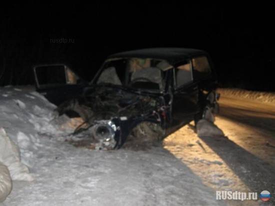 Водителя «Нивы» выбросило из автомобиля после столкновения