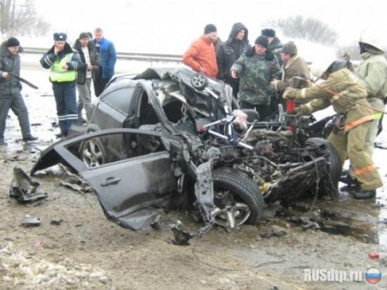 Под Тулой в Opel Astra погибла вся семья