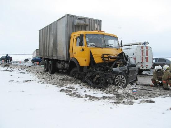 Трое погибших в Hyundai на трассе Самара-Челябинск