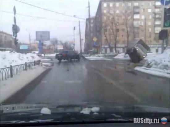 Авария на Ленинском проспекте в Москве