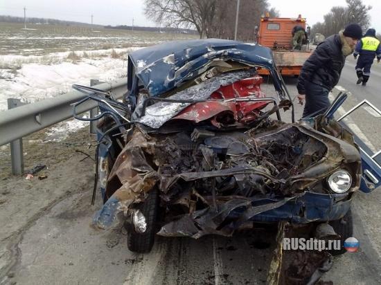 В Ростовской области в страшном ДТП погибли три человека